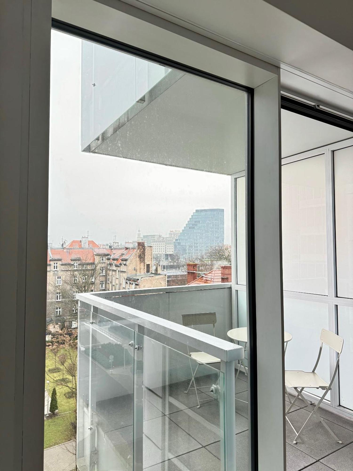 Towarowa Apartment